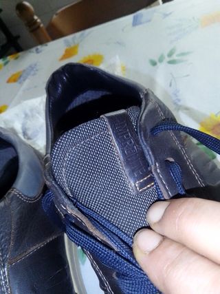Scarpe Impronte Marroni Usate