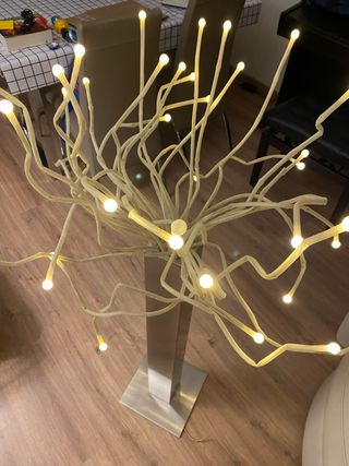 Lampara LED Ikea - pie metalica