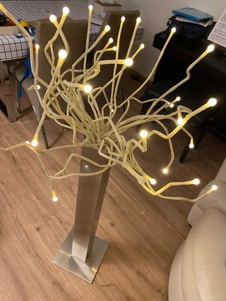 Lampara LED Ikea - pie metalica
