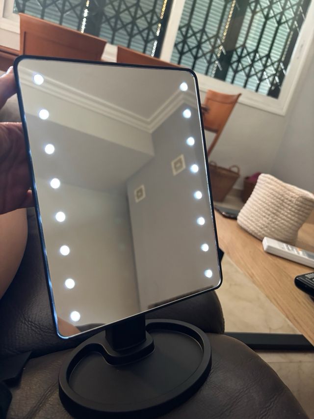 Espejo LED de tocador - 16 luces