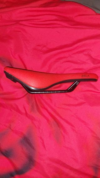 Sillín bici ZELA rojo