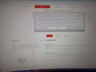 Teclado mecánico MAD 60 HE