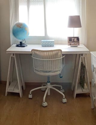 Mesa escritorio caballete Banak blanca
140x60