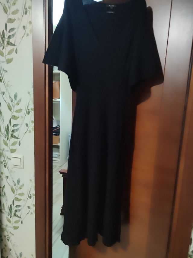 Vestido negro de punto