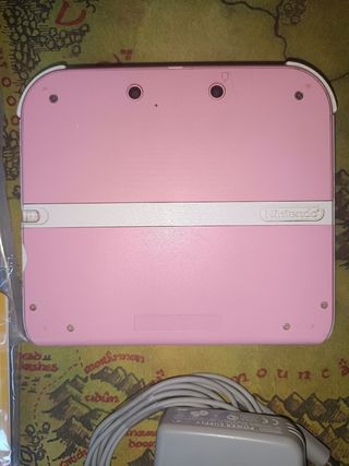 Nintendo 2DS Rosa - Tomochi Life