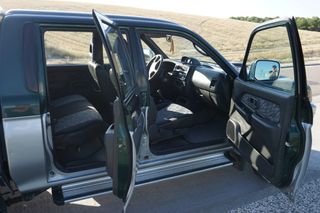 Mitsubishi L 200 2000