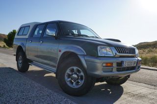 Mitsubishi L 200 2000