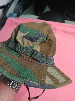 Cappello mimetico 