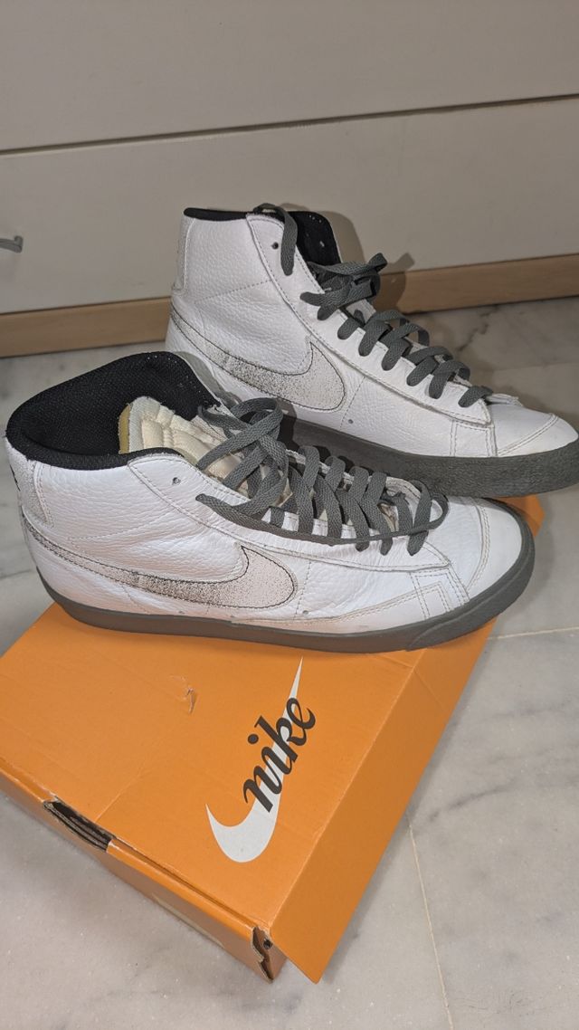 Nike Blazer Mid '77 - 42.5 Gris/Blanco