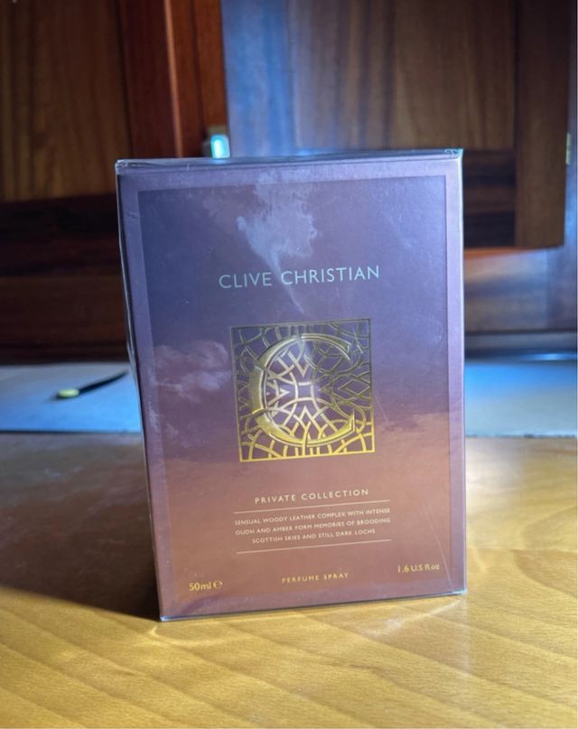 Clive Christian C Woody Leather with Oudh Intense