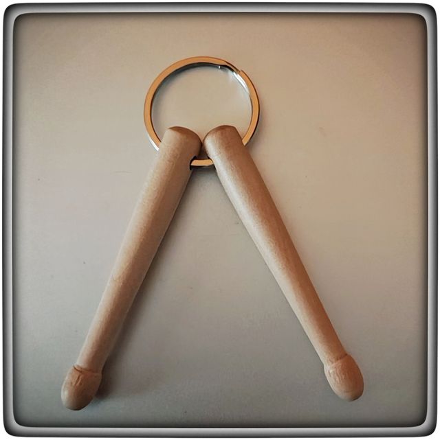 Llavero baquetas batería