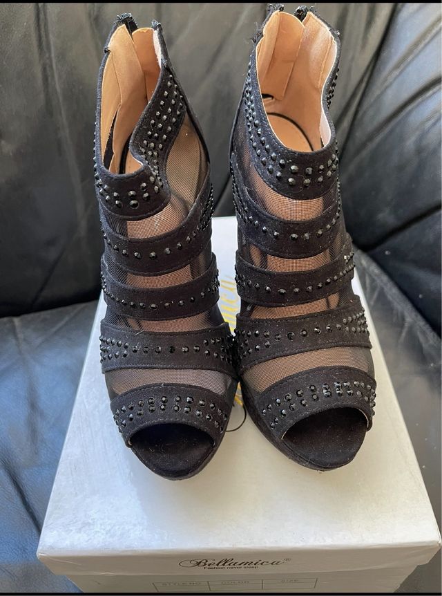 Scarpe eleganti tacco alto