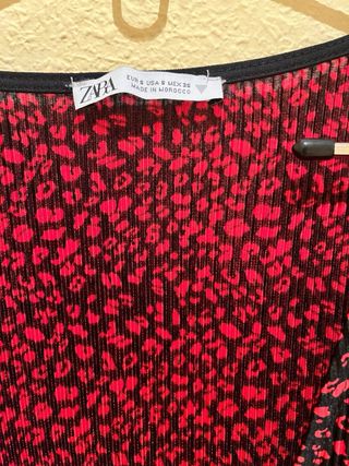Blusa Zara Leopardo. Nueva sin etiqueta. 