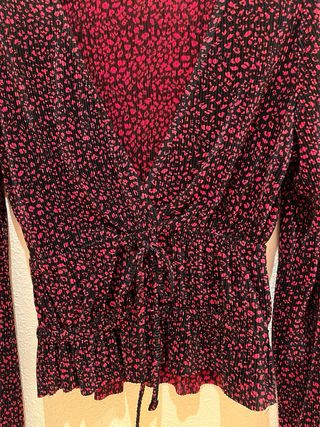 Blusa Zara Leopardo. Nueva sin etiqueta. 