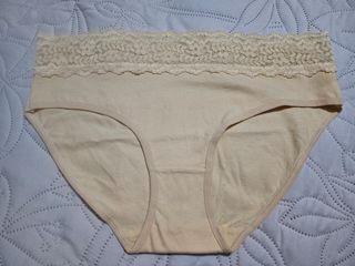 Braga beige encaje