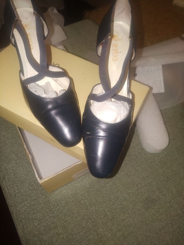 Zapatos Rebecca tacón azul marino