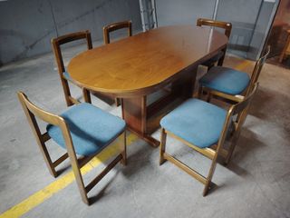 Mesa ovalada + 6 sillas