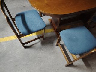 Mesa ovalada + 6 sillas