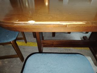 Mesa ovalada + 6 sillas