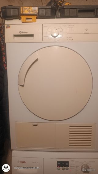2 LAVADORAS BOSCH DE 7 KILOS MAS SECADORA DE 9 KIL