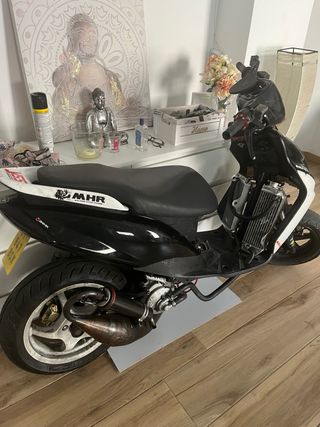 Yamaha Jog R 
CON DOCUMENTACION
ESCUCHO ODERTAS!!
