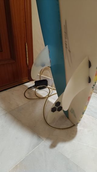 Tabla surf de fibra vidrio MAPEN y funda de regalo
