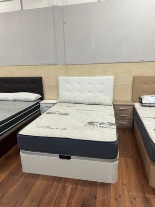 Canapés y colchones  camas en liquidacion