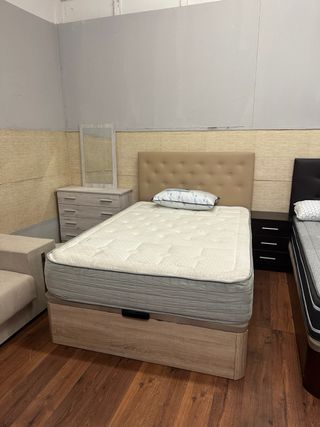 Canapés y colchones  camas en liquidacion