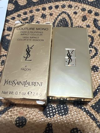 Sombra Yves Saint Laurent