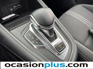 Renault Captur Engineered E-Tech 145 HEV 107 kW (145 CV)