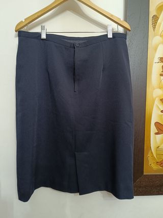 Falda negra recta talla L/XL 42 cm cintura y 60 lg