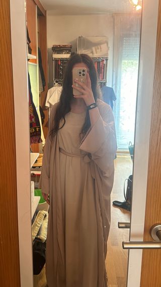 Vestido y Kimono beige