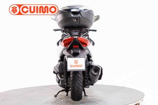 YAMAHA XMAX 400