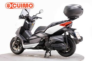 YAMAHA XMAX 400