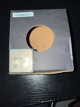 AMD Ryzen 5 5600X - Procesador