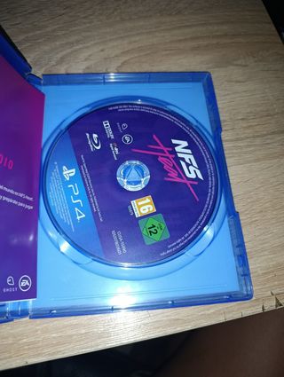 Need for Speed Heat PS4 en perfecto estado