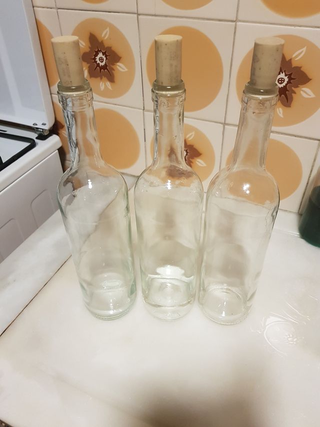 1 Botellas cristal resistentes,con ó sin tp acril.