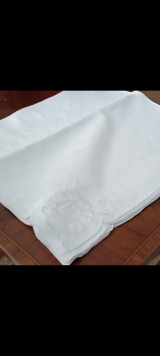 Tovaglia in lino bianco e Originale Sfilato Sicili