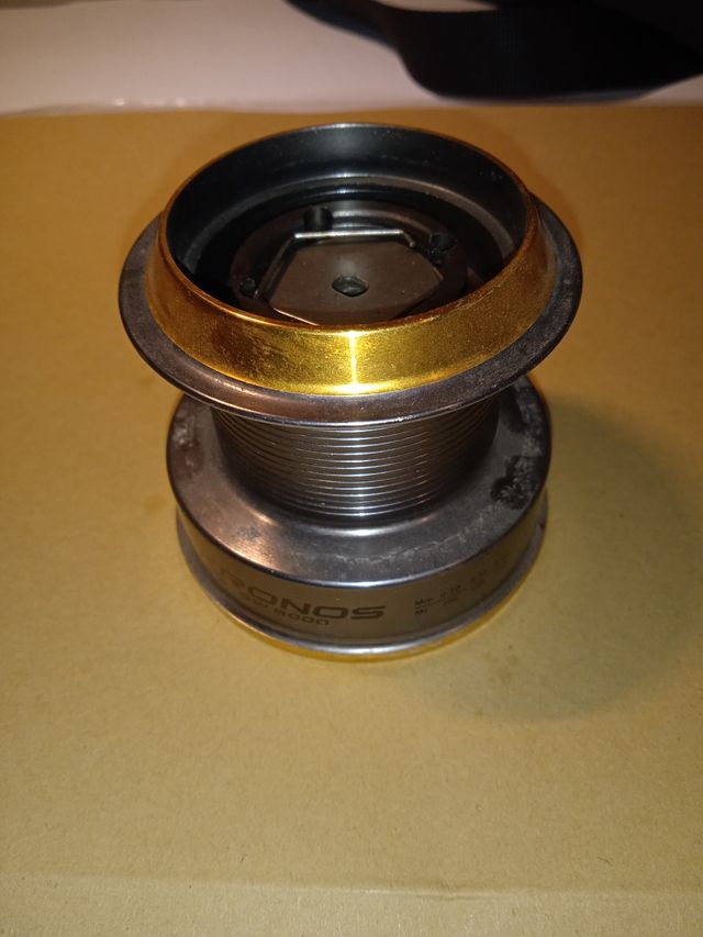 Carrete Kronos SW 8000 Pesca