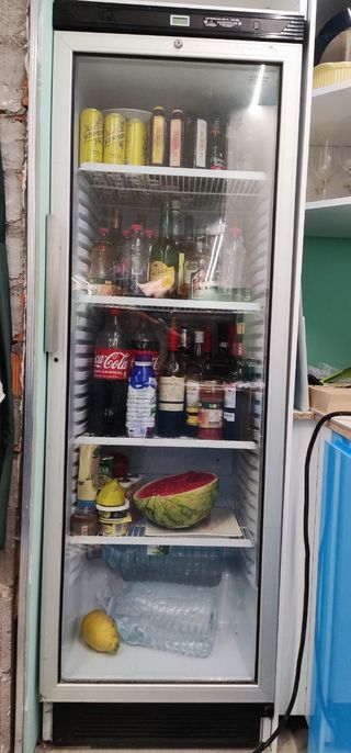 Nevera expositora hostelería