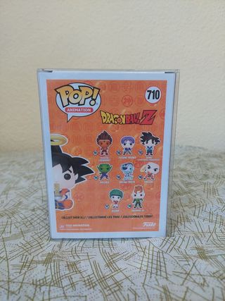Funko Goku (710) eating noodles. Dragon ball