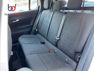 Fiat 600e 54kwh 115kw (156cv) Red