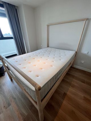 Cama matrimonio Ikea 190x140 beige