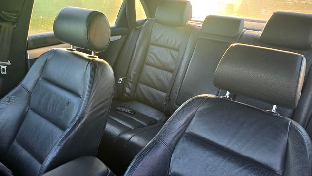 Audi A4 piezas - Motor roto, sin papeles