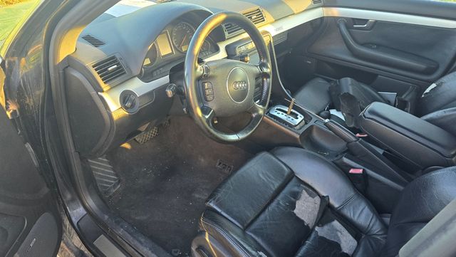 Audi A4 piezas - Motor roto, sin papeles