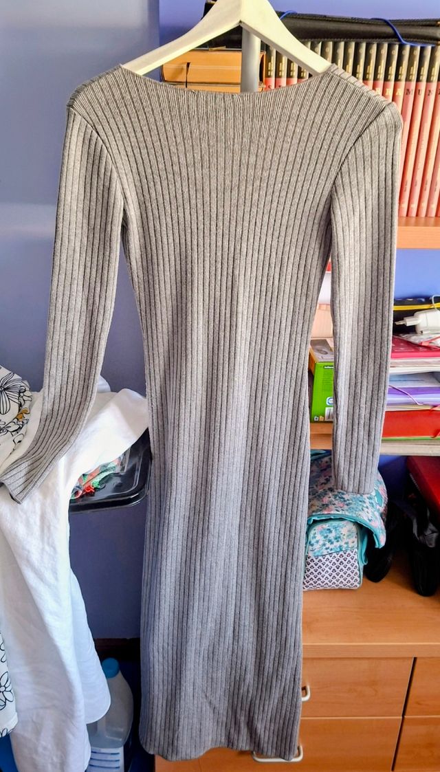 Abito midi a costine grigio Zara