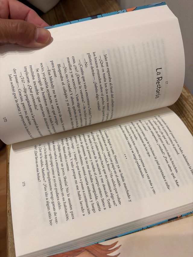 Los Cinco, Super perro, Gente rara..