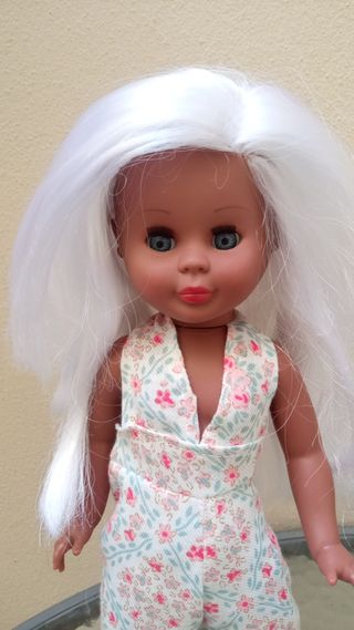 Muñeca Kika