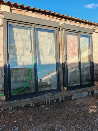 1 Balconera autoblocante automática