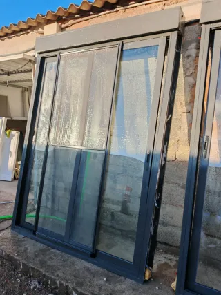 1 Balconera autoblocante automática